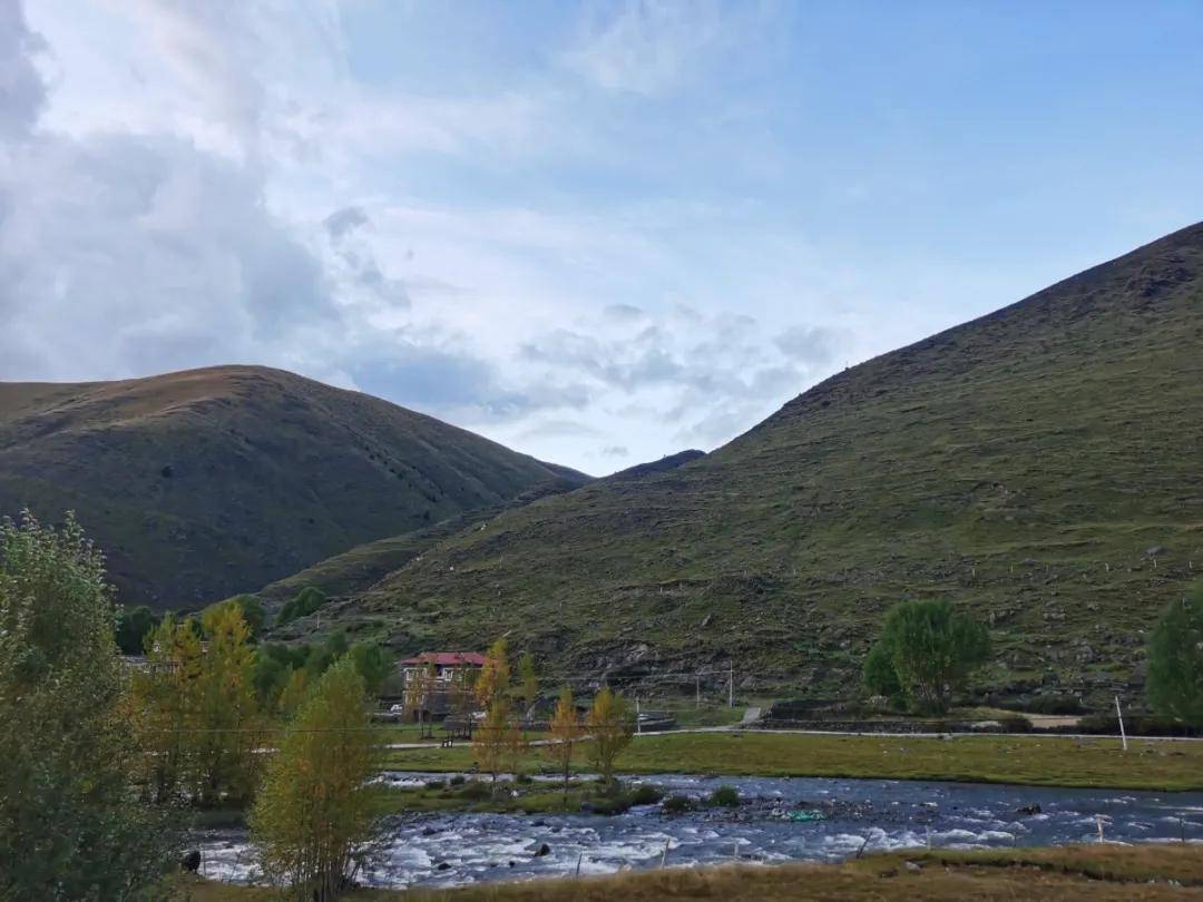 探索自然美景的旅行，最新旅行口子助你寻找内心平静，不上征信新体验