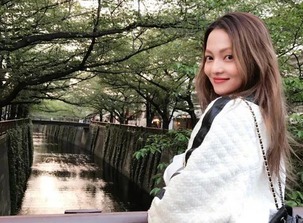 张韶涵最新单曲，启程寻找内心的平和宁静，自然美景的心灵之旅